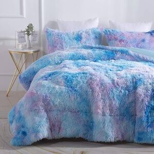 Luxurious Fluffy Blue and Purple Bedding 3 piece set